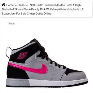 Size 6 toddler retro Jordan’s